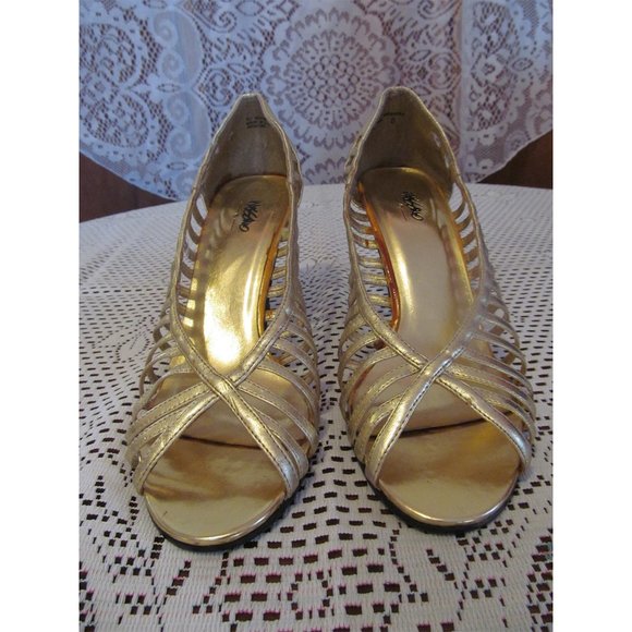 Retro Vintage Massimo Cage Spool Heel Gold Size 8 - Picture 1 of 11